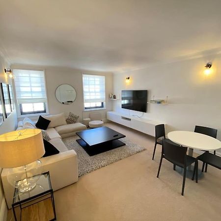 ロンドンWonderful Baker Street Flat!アパートメント エクステリア 写真